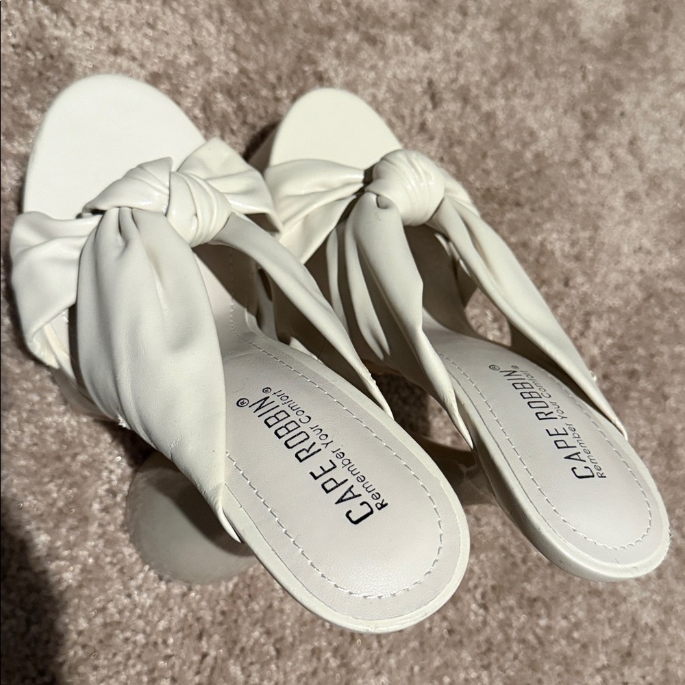 Cape Robbin Ivory Platform Mule Heels | Sculptural Heel | Size 8 - Picture 7 of 9